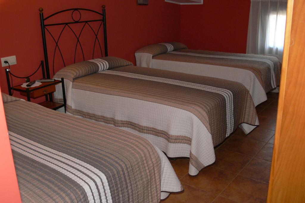 Casa Mariví Hotel Niembro Quarto foto